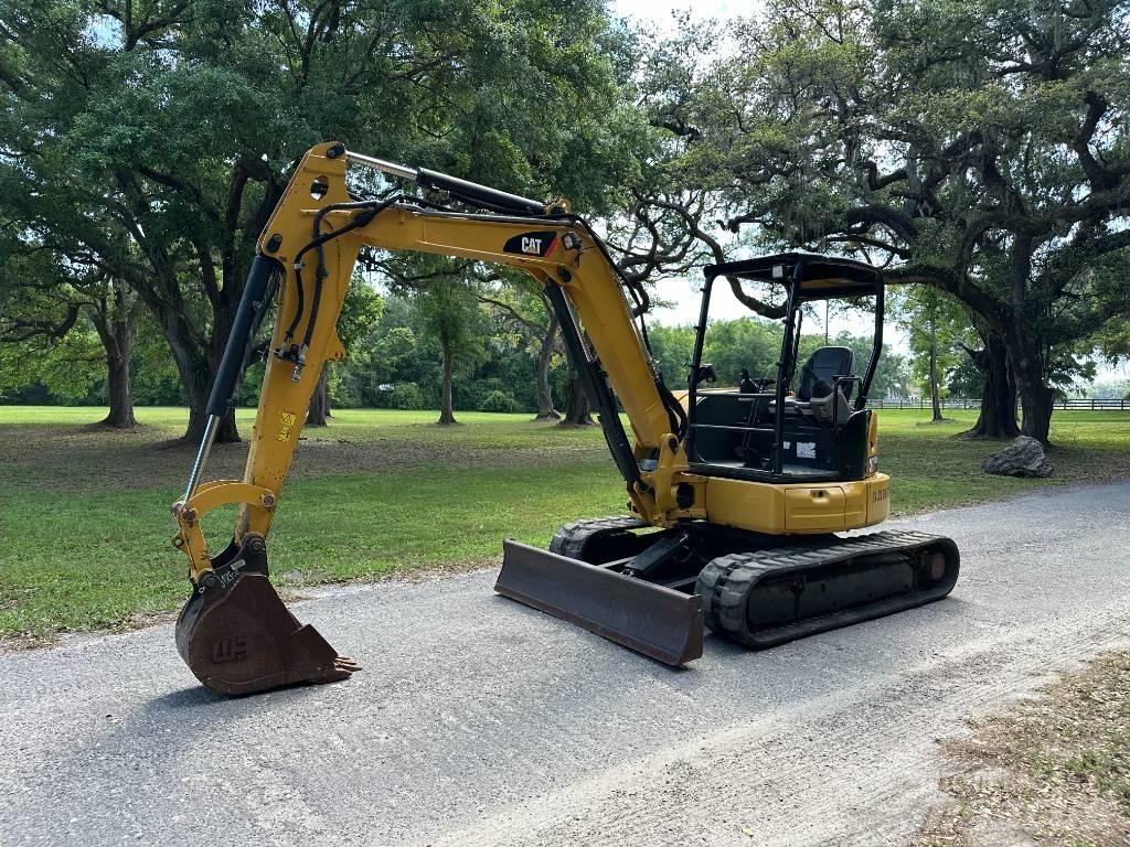 CAT 305E2 CR Mini kotrók < 7t