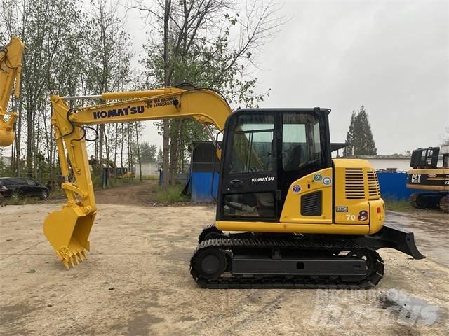 Komatsu PC70-8 Lánctalpas kotrók