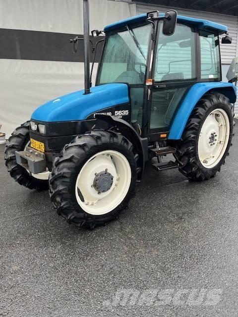 New Holland 5635 Traktorok