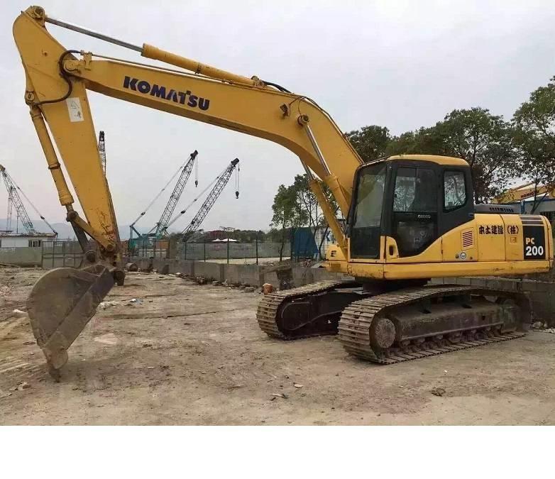 Komatsu pc200-7 Lánctalpas kotrók
