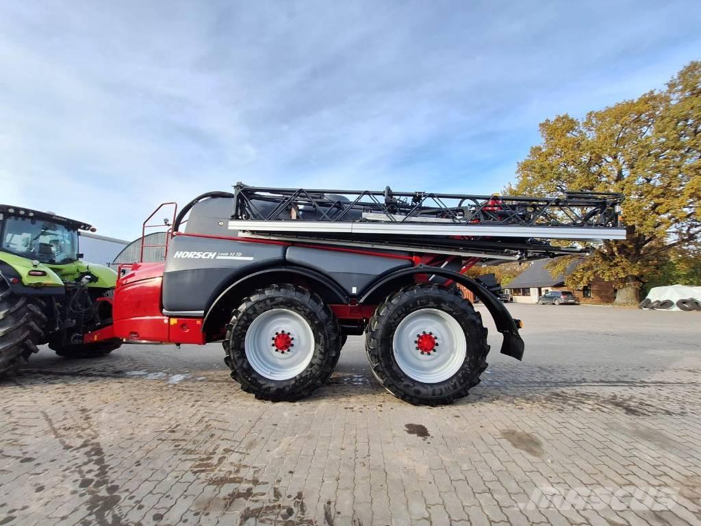 Horsch Leeb 12 TD Vontatott trágyaszórók