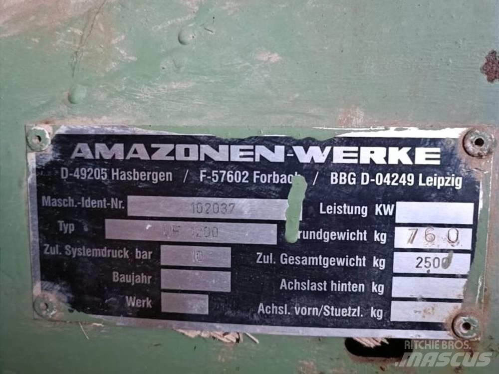 Amazone UF 1200 Rögzített trágyaszórók