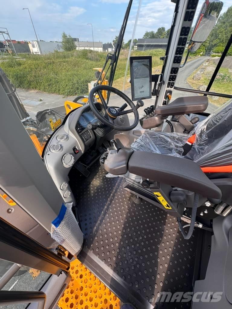 Volvo L 120 H2 Gumikerekes homlokrakodók