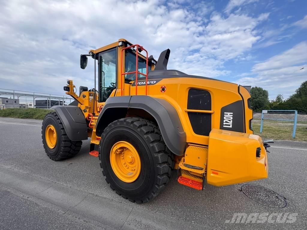 Volvo L 120 H2 Gumikerekes homlokrakodók