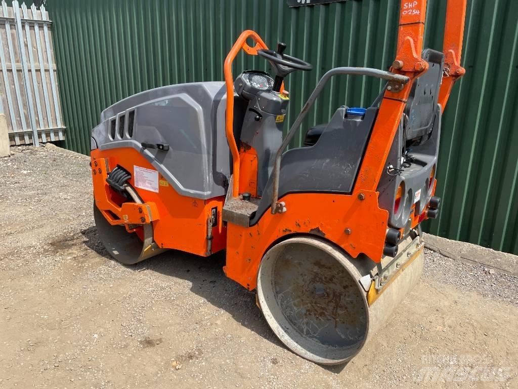 Hamm HD 8 VV Ikerdobos hengerek