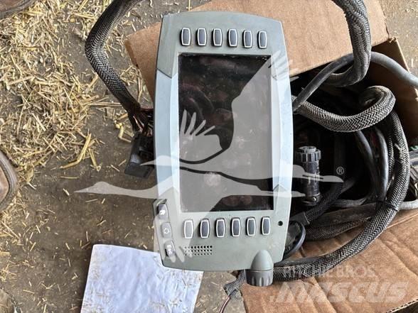 Agco 7430 Szögletes bálázók