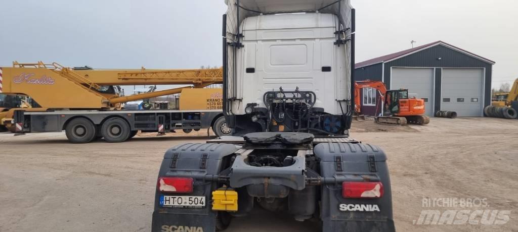 Scania R 450 Nyergesvontatók