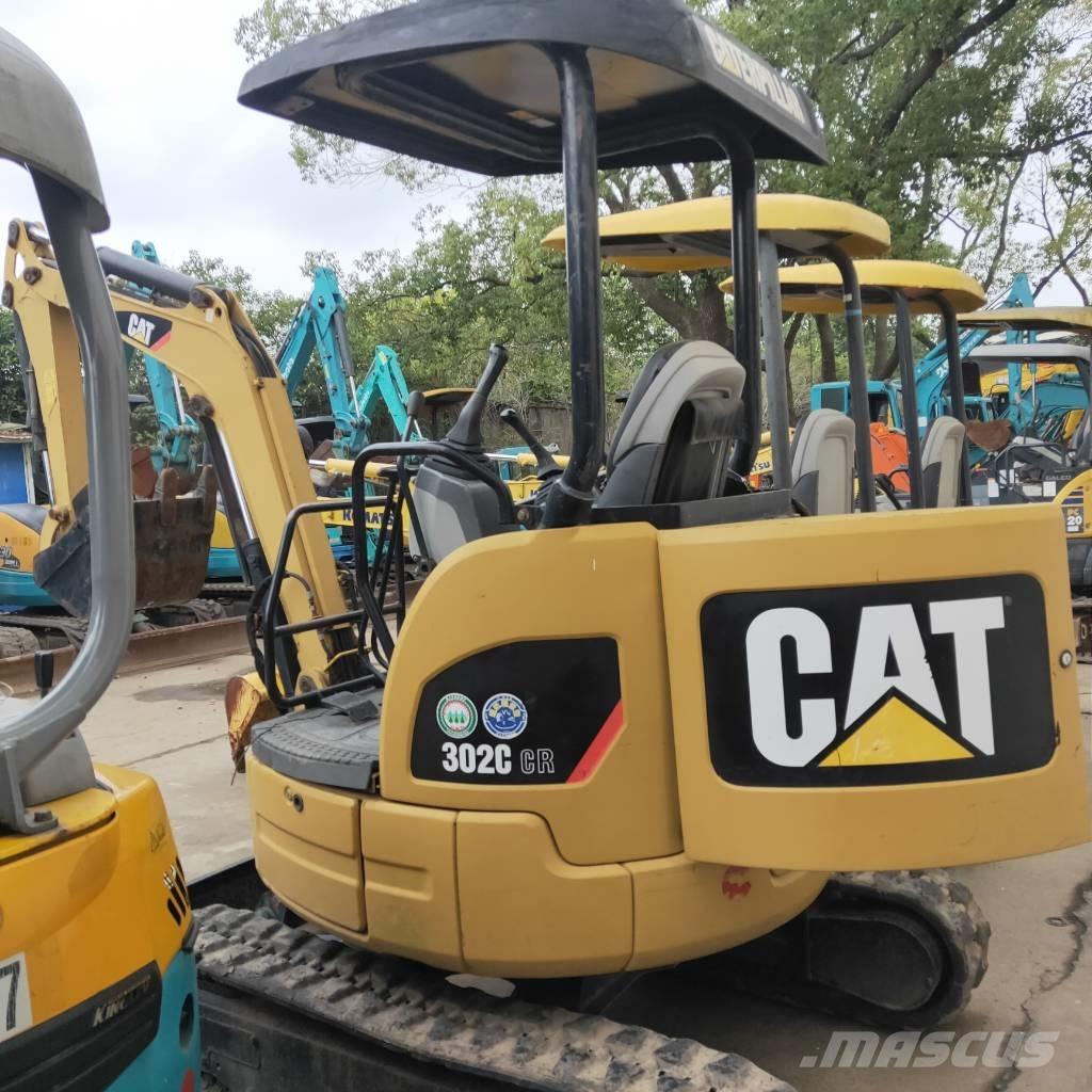 CAT 302C Mini kotrók < 7t