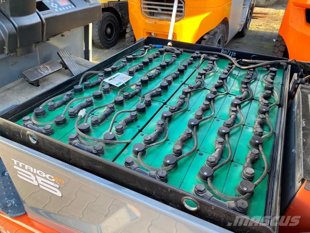 Toyota 8FBMT35 Elektromos targoncák