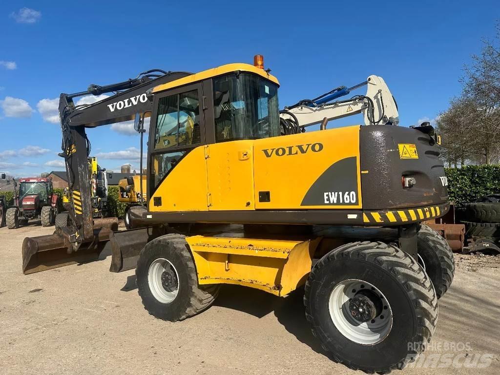 Volvo EW160 Gumikerekes kotrók