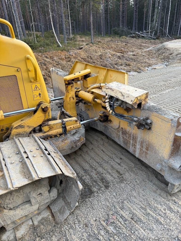 Komatsu D 37 PX-23 lánctalpas dózerek