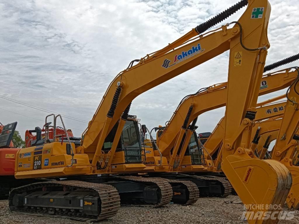 Komatsu PC 210-8 Lánctalpas kotrók