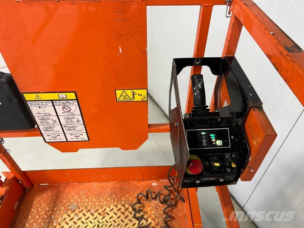 JLG 4045R Ollós emelők