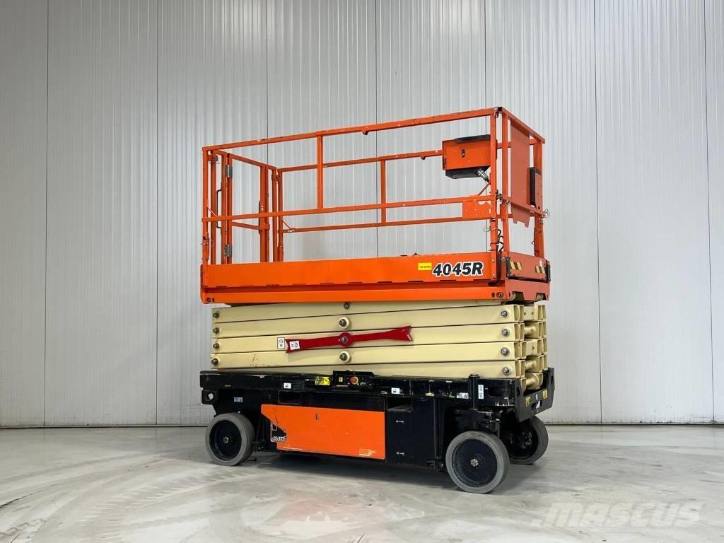 JLG 4045R Ollós emelők