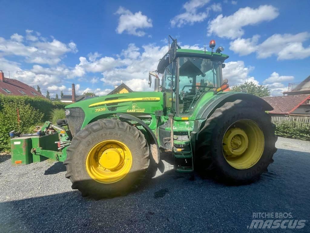 John Deere 7930 Traktorok