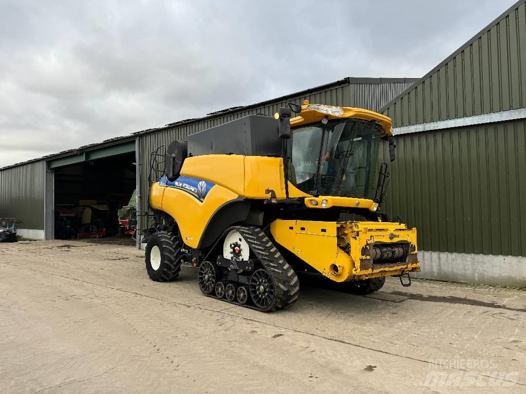 New Holland CR 9090 Kombájnok