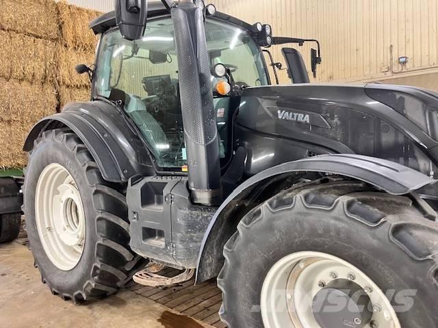 Valtra T 234 V Traktorok
