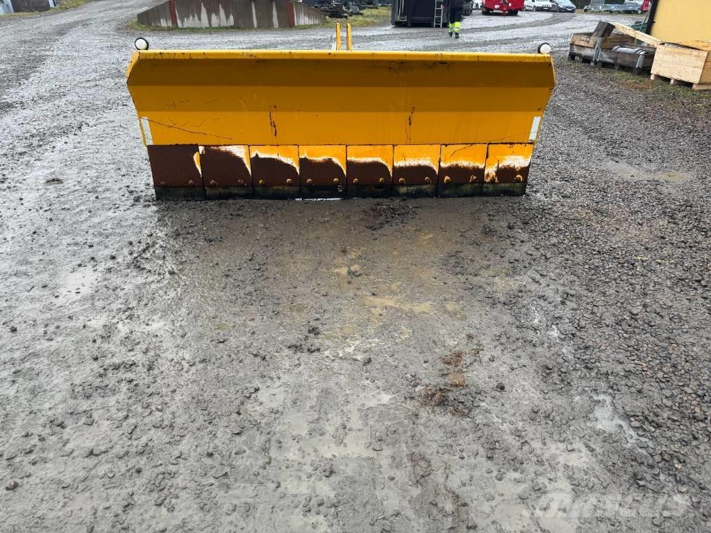 Snowline 2810 Hóeltakarítók