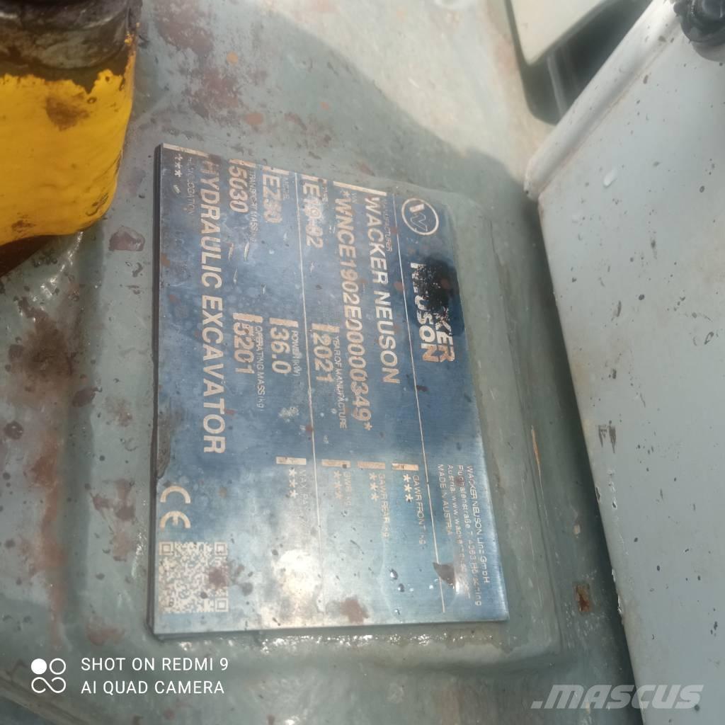 Wacker Neuson EZ 50 Lánctalpas kotrók