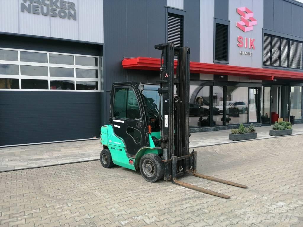 Mitsubishi FD25N Dízel targoncák