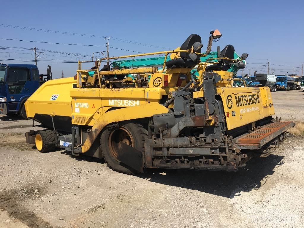 Mitsubishi MF61WD Aszfalt terítõ gépek