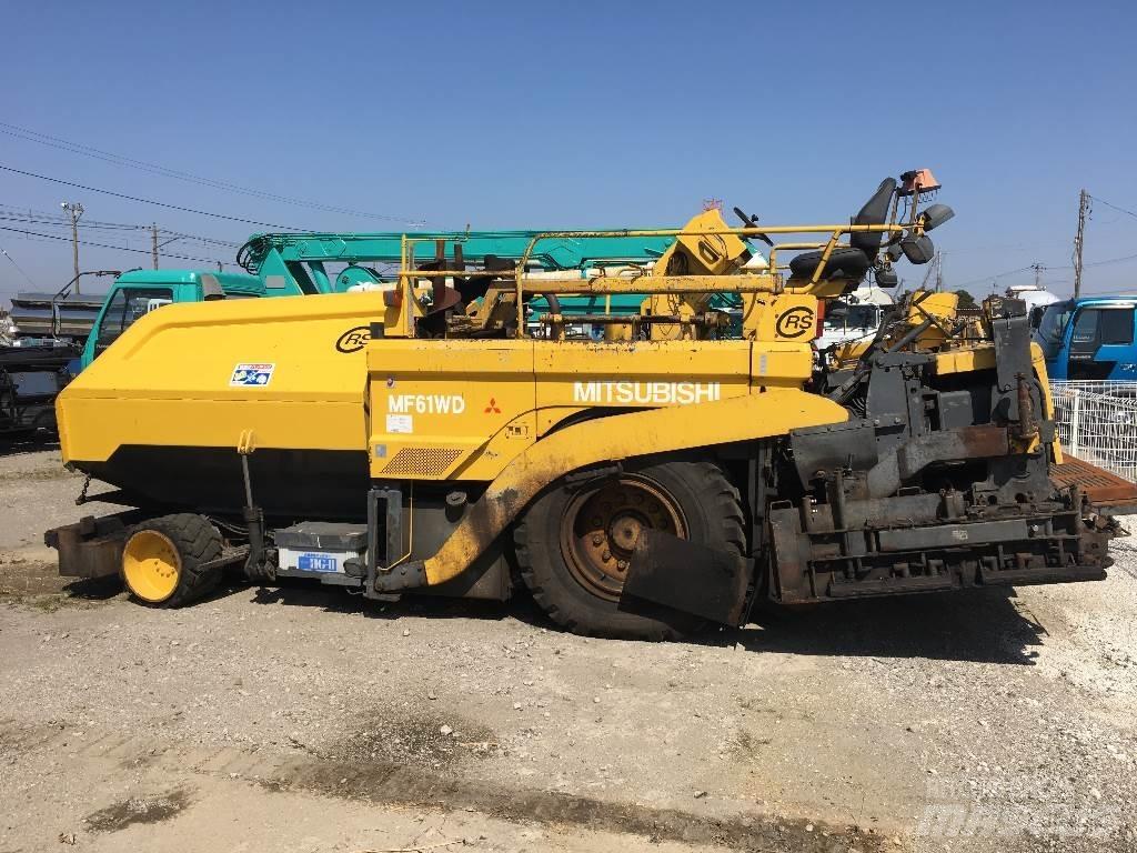 Mitsubishi MF61WD Aszfalt terítõ gépek