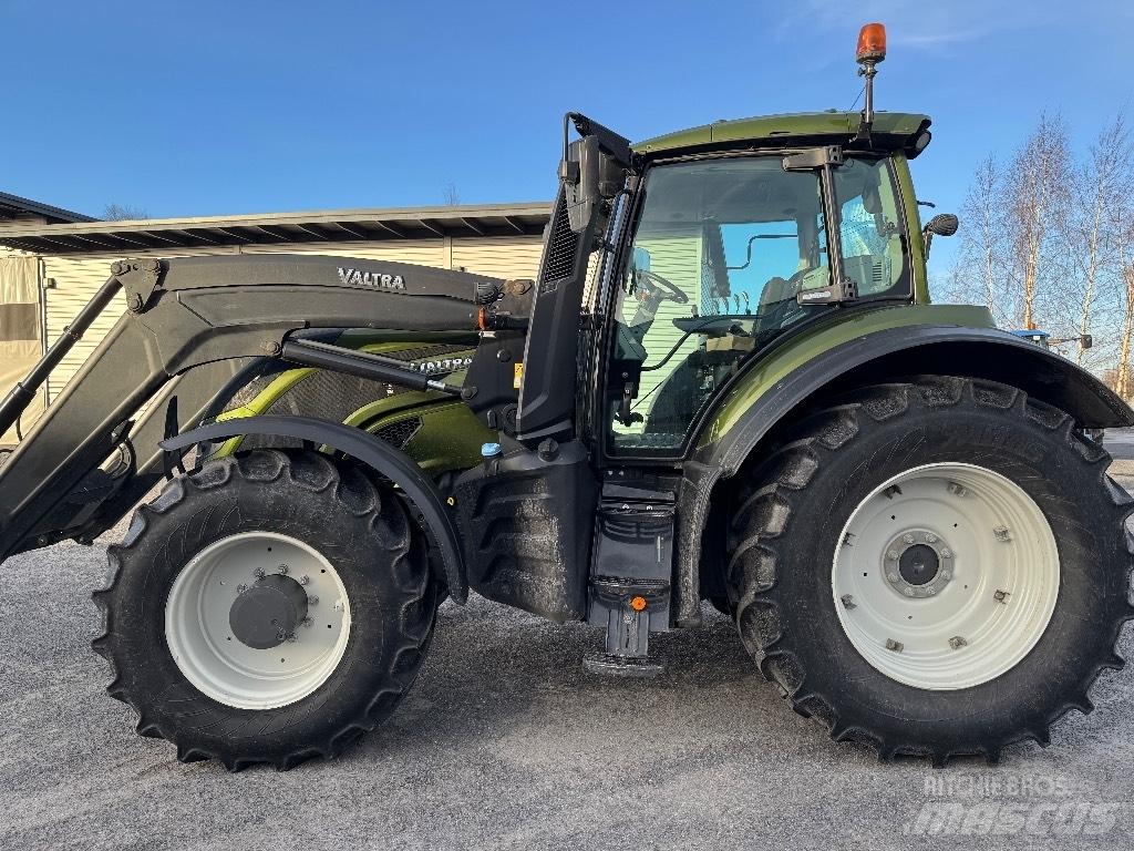 Valtra T174 EA Traktorok