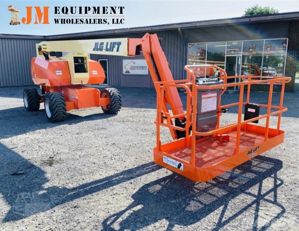JLG 800 AJ Karos emelők