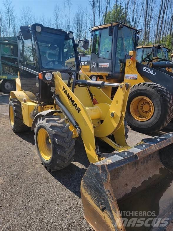 Yanmar V8 Gumikerekes homlokrakodók