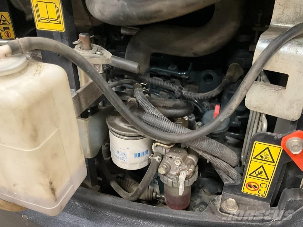 Kubota U 27-4 Mini kotrók < 7t