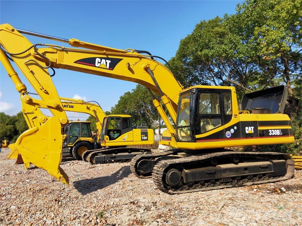 CAT 330 B L Lánctalpas kotrók