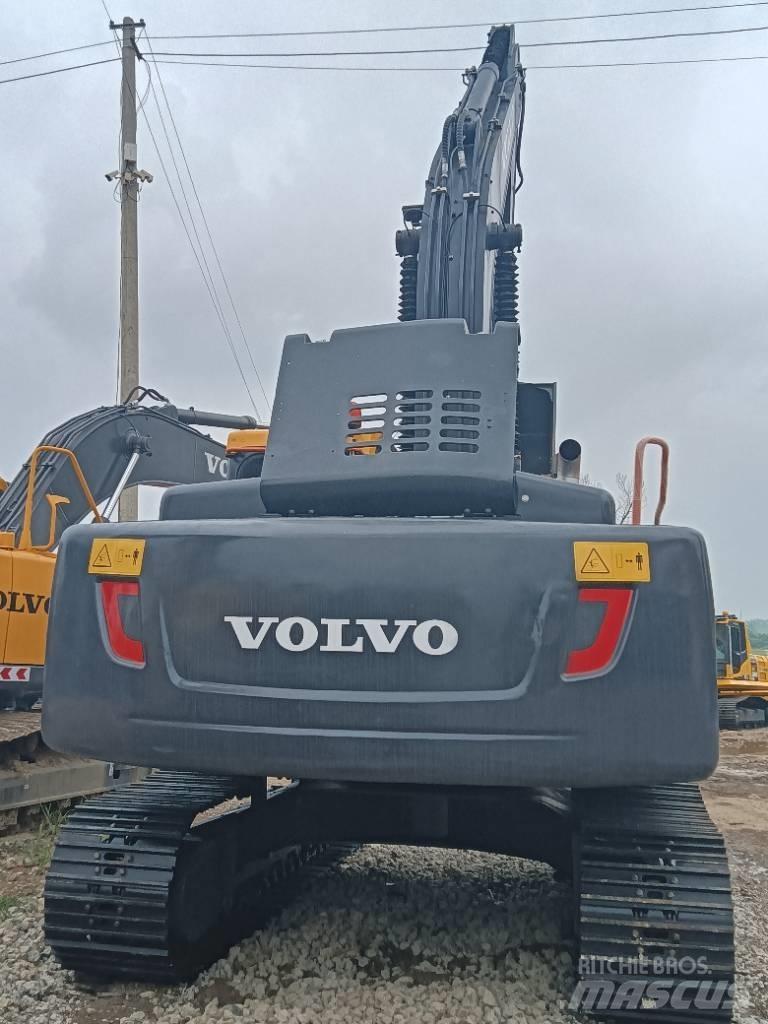Volvo EC 240 Lánctalpas kotrók