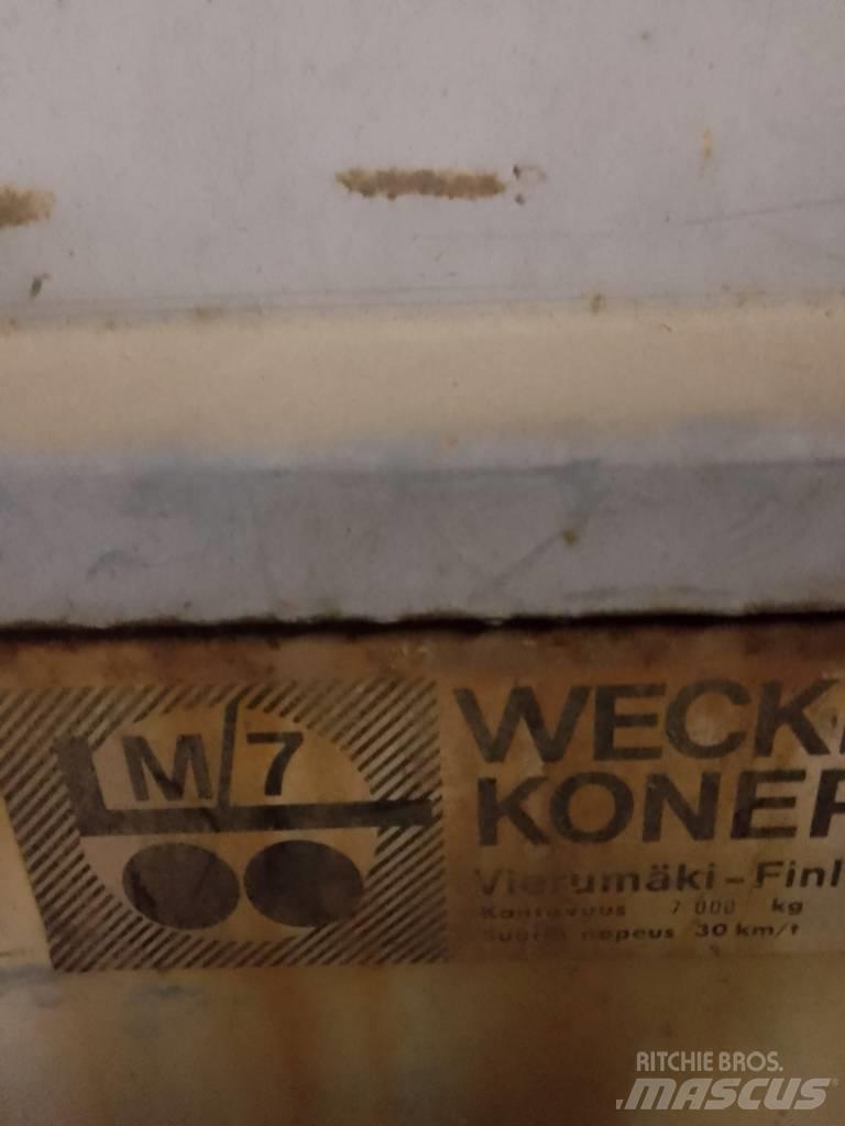 Tuhti M7 Billenő Mezőgazdasági pótkocsik