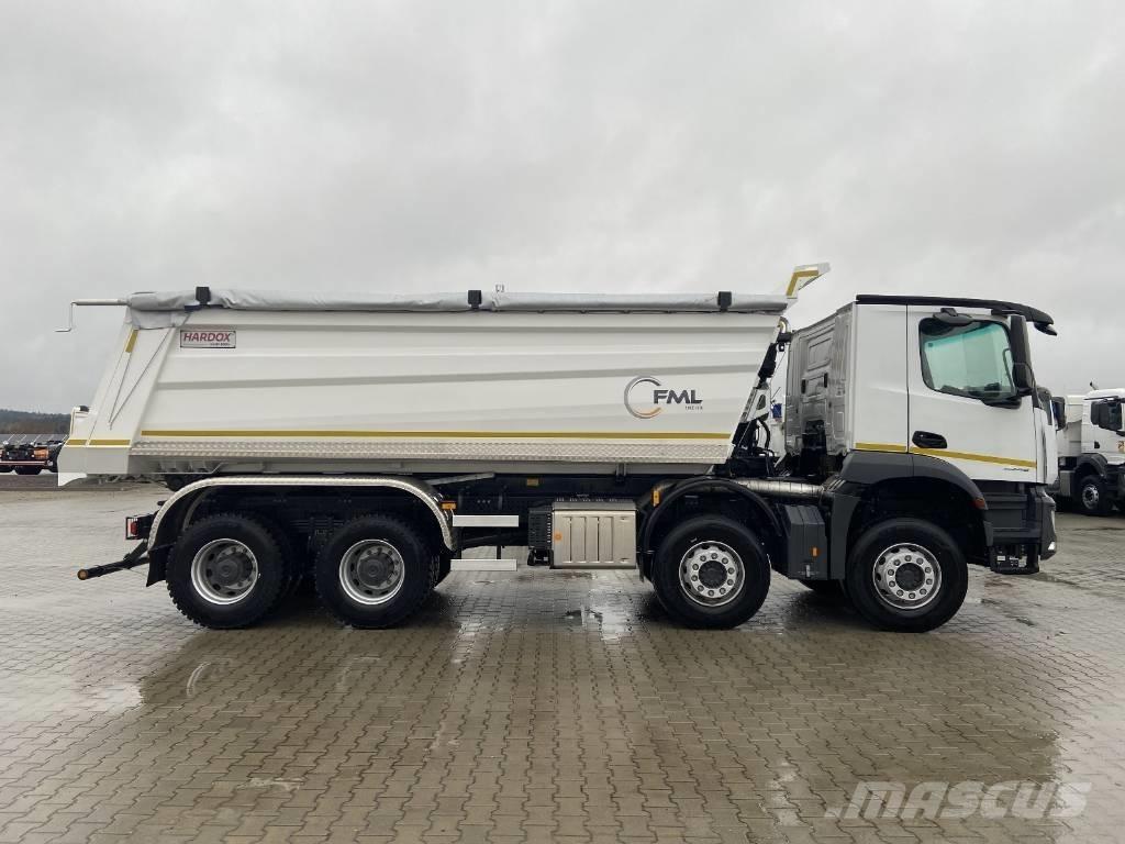 Mercedes-Benz 4143 Billenő teherautók