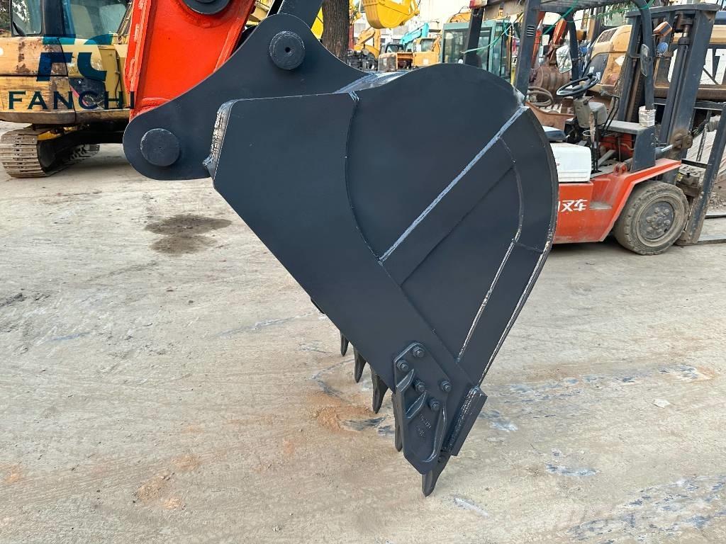 Doosan DX 225 LC Lánctalpas kotrók