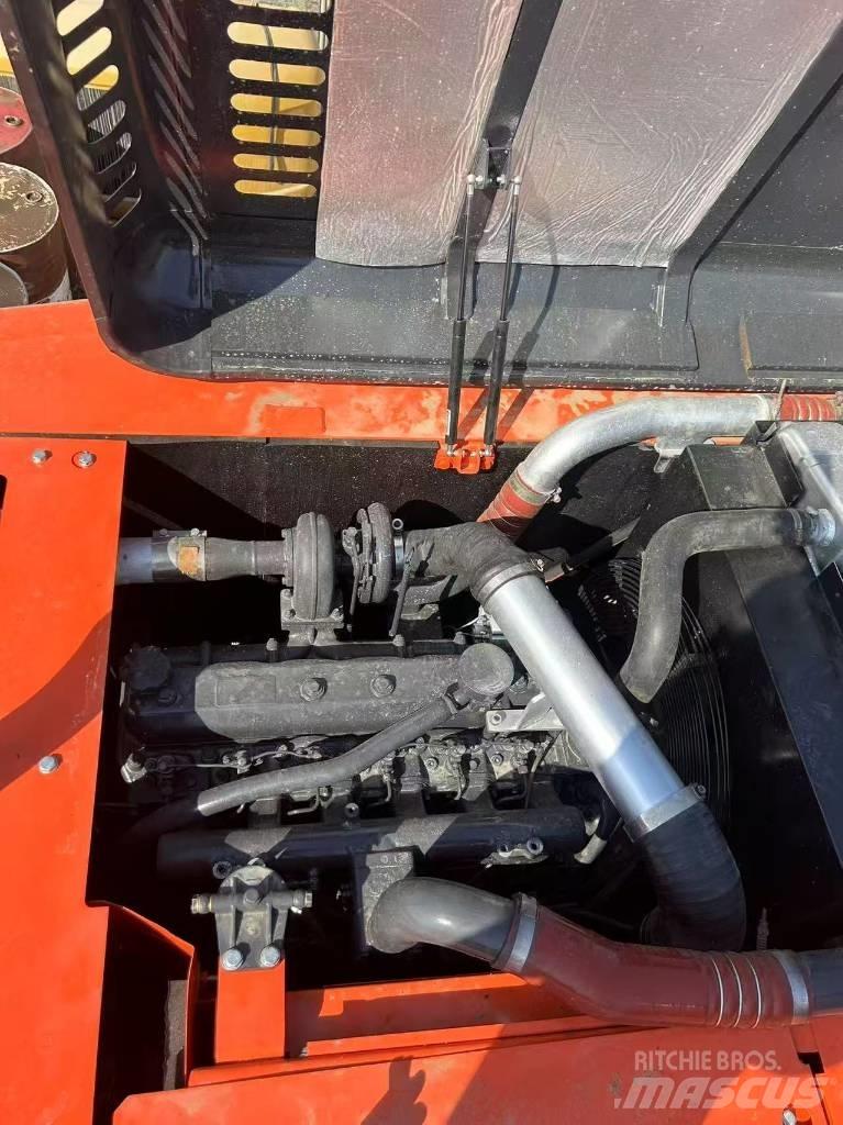 Doosan DX225LC-9C Lánctalpas kotrók