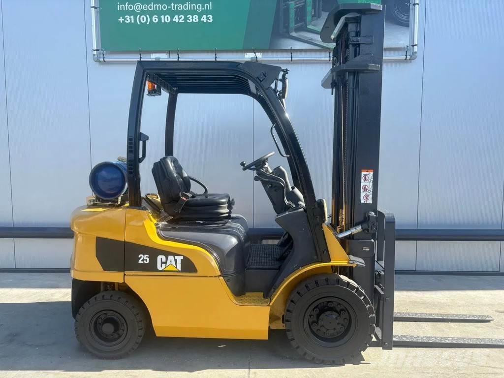CAT Heftruck GP25N Gázüzemű targoncák