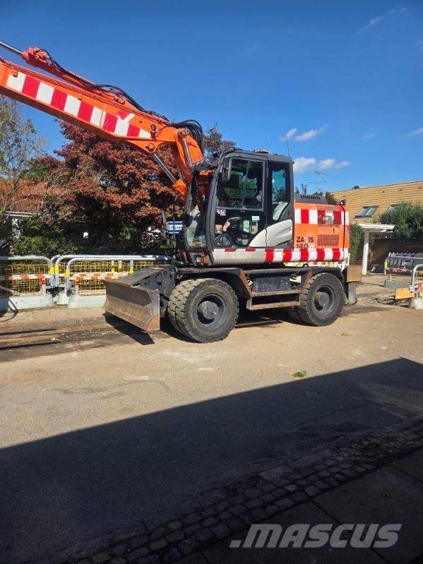 Hitachi Zaxis 140 W Gumikerekes kotrók