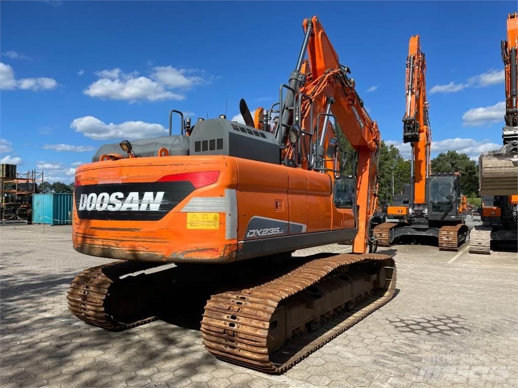 Doosan DX235LC-5 Lánctalpas kotrók