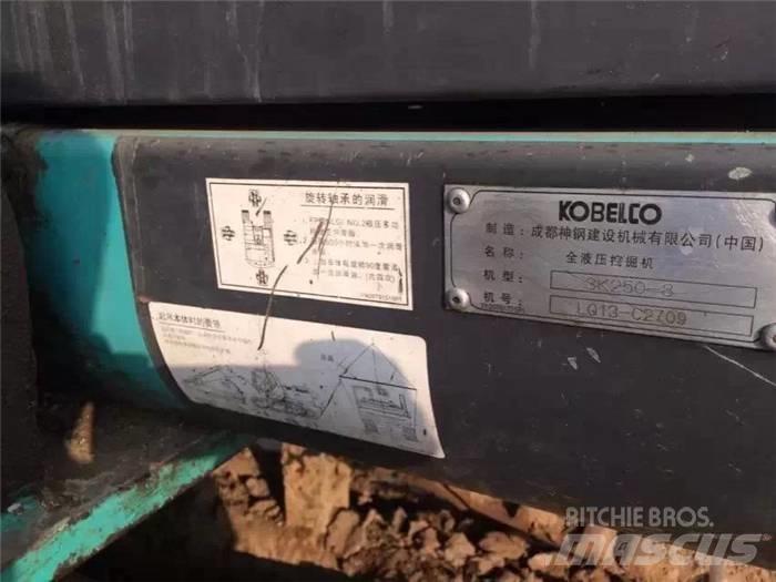 Kobelco SK 250-8 Lánctalpas kotrók