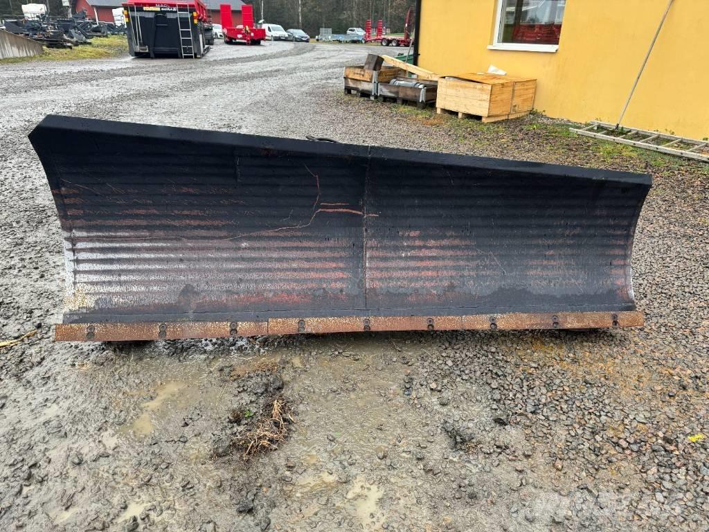 XYZ Diagonalblad Ekék