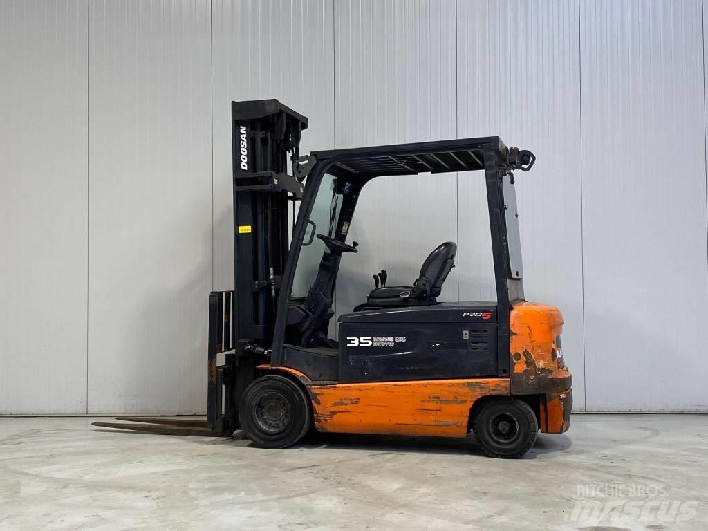Doosan B35X-5 Elektromos targoncák