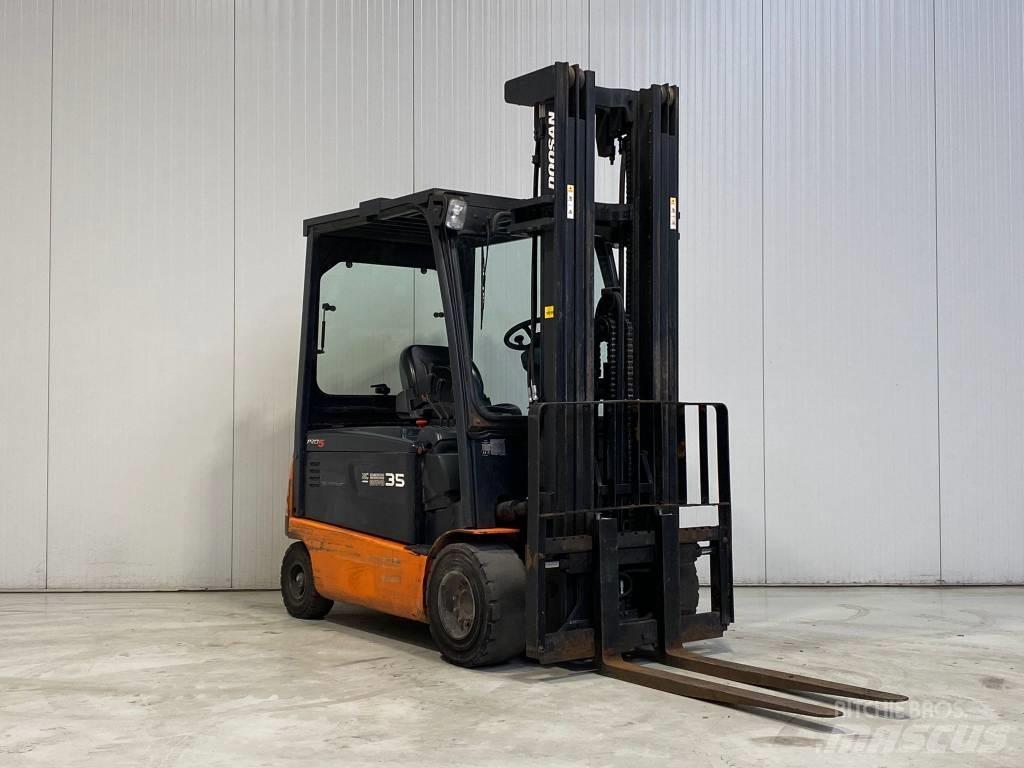 Doosan B35X-5 Elektromos targoncák