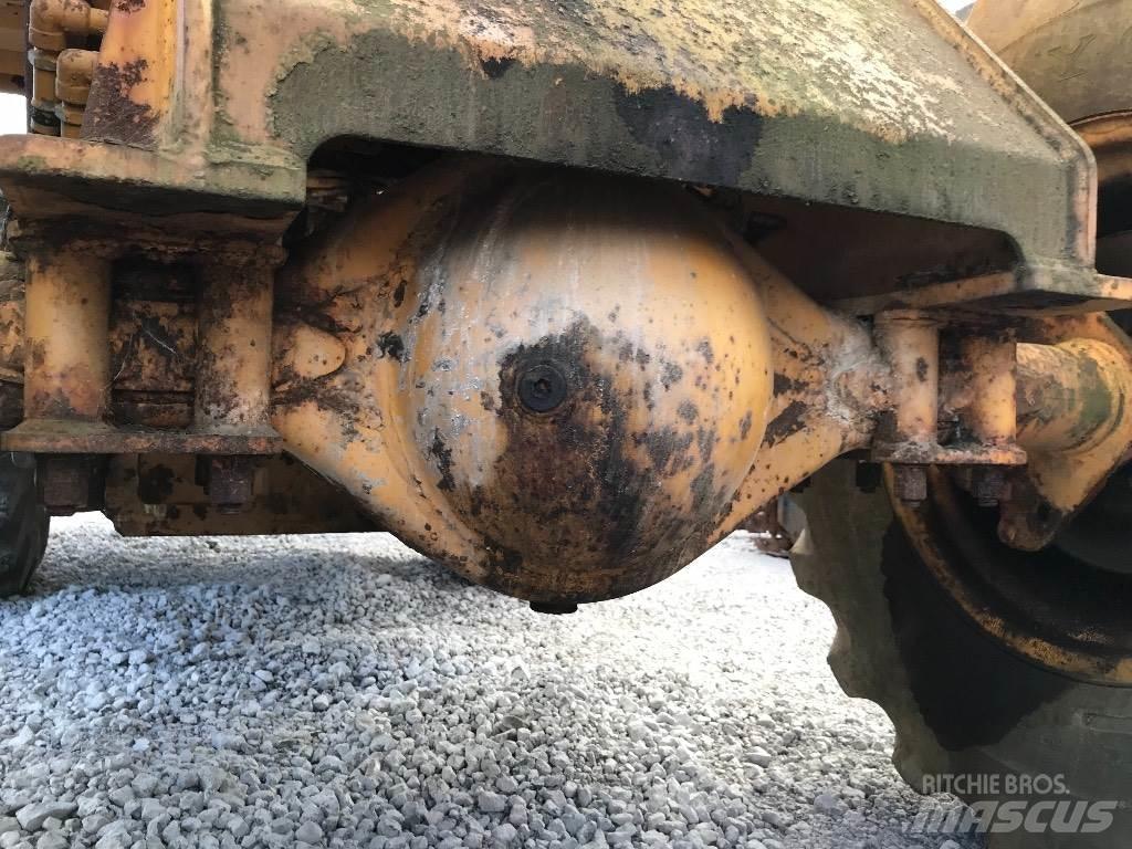 Kawasaki KLD50Z Gumikerekes homlokrakodók
