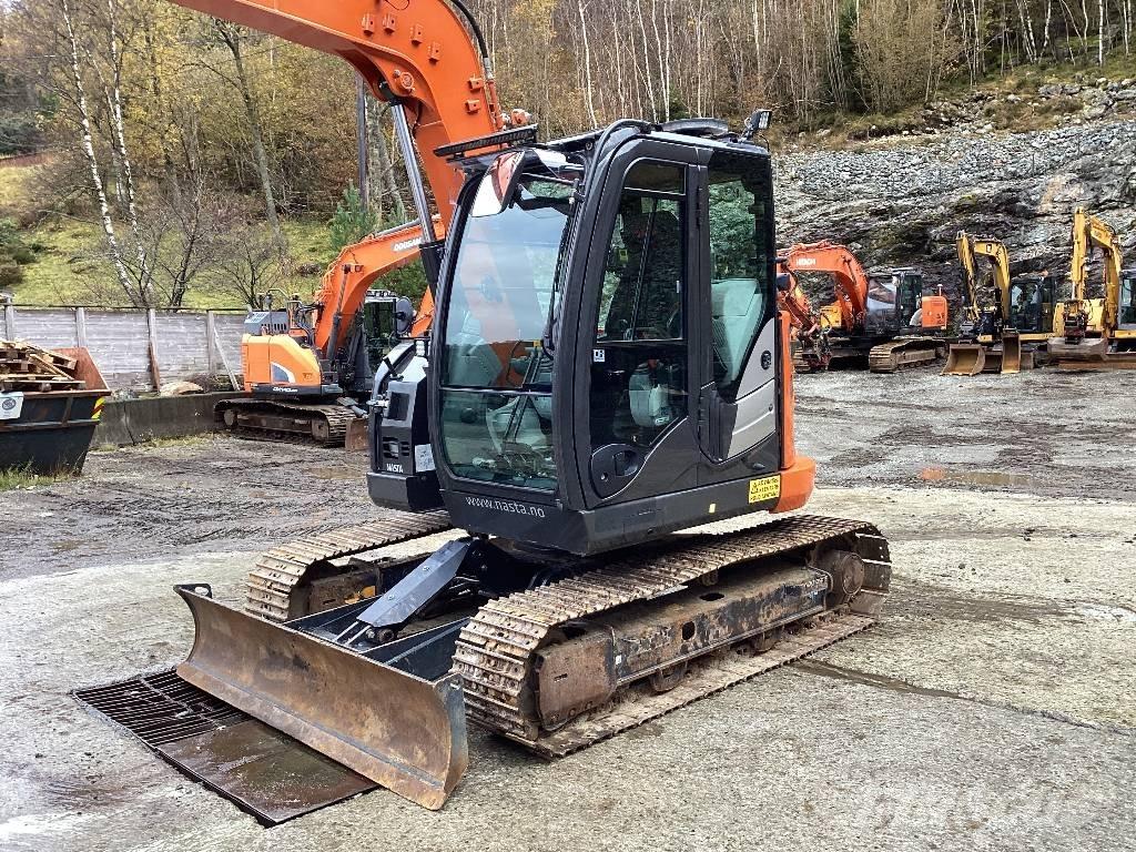 Hitachi ZX85US-6 Közepes (midi) kotrók 7 t - 12 t