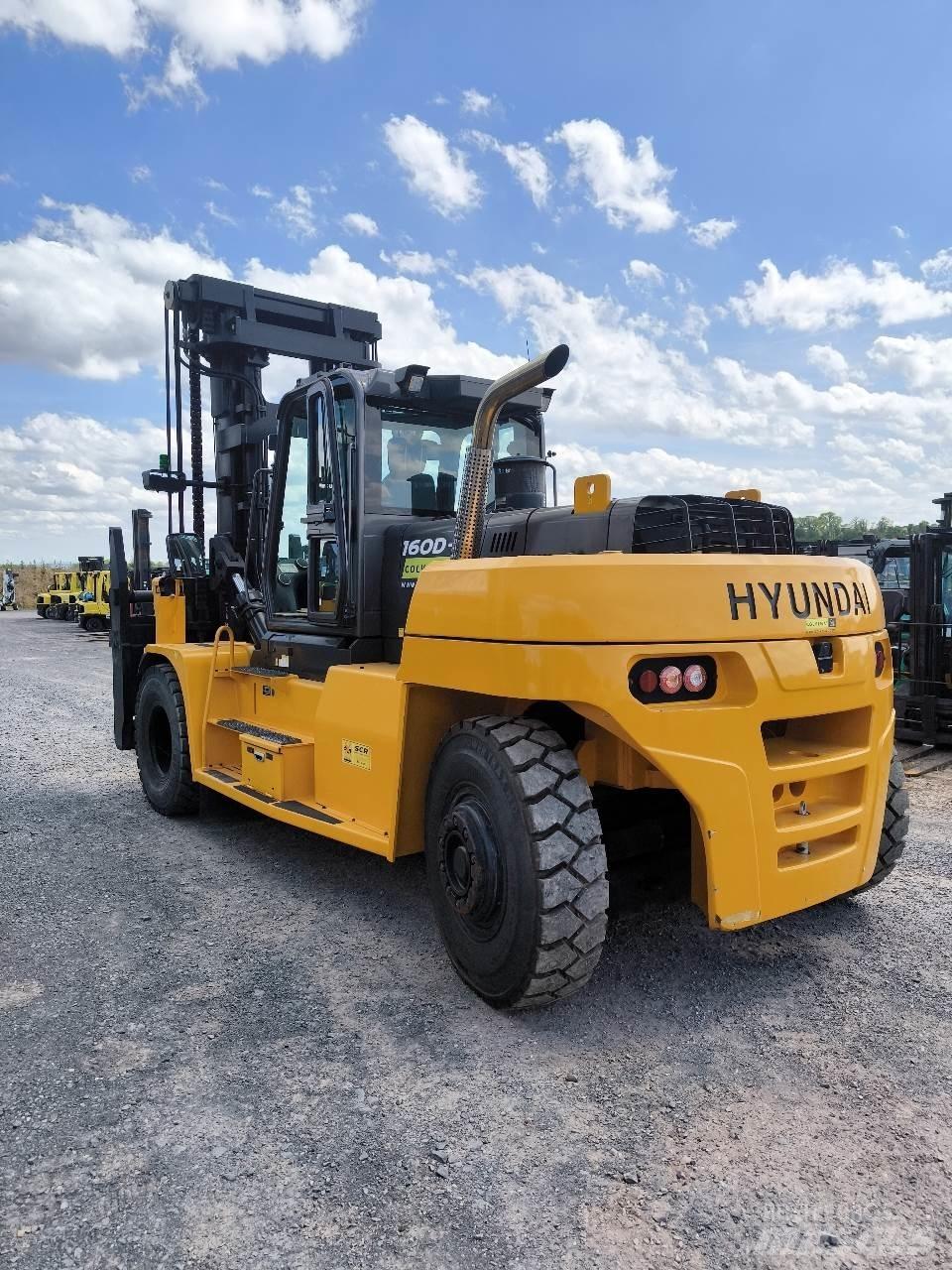 Hyundai 160D-9L Teherautóra szerelt targonca