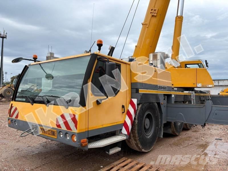 Liebherr LTM1200-5.1 Terepdaruk