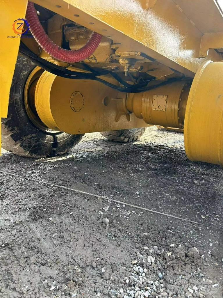CAT 140 H Gréderek