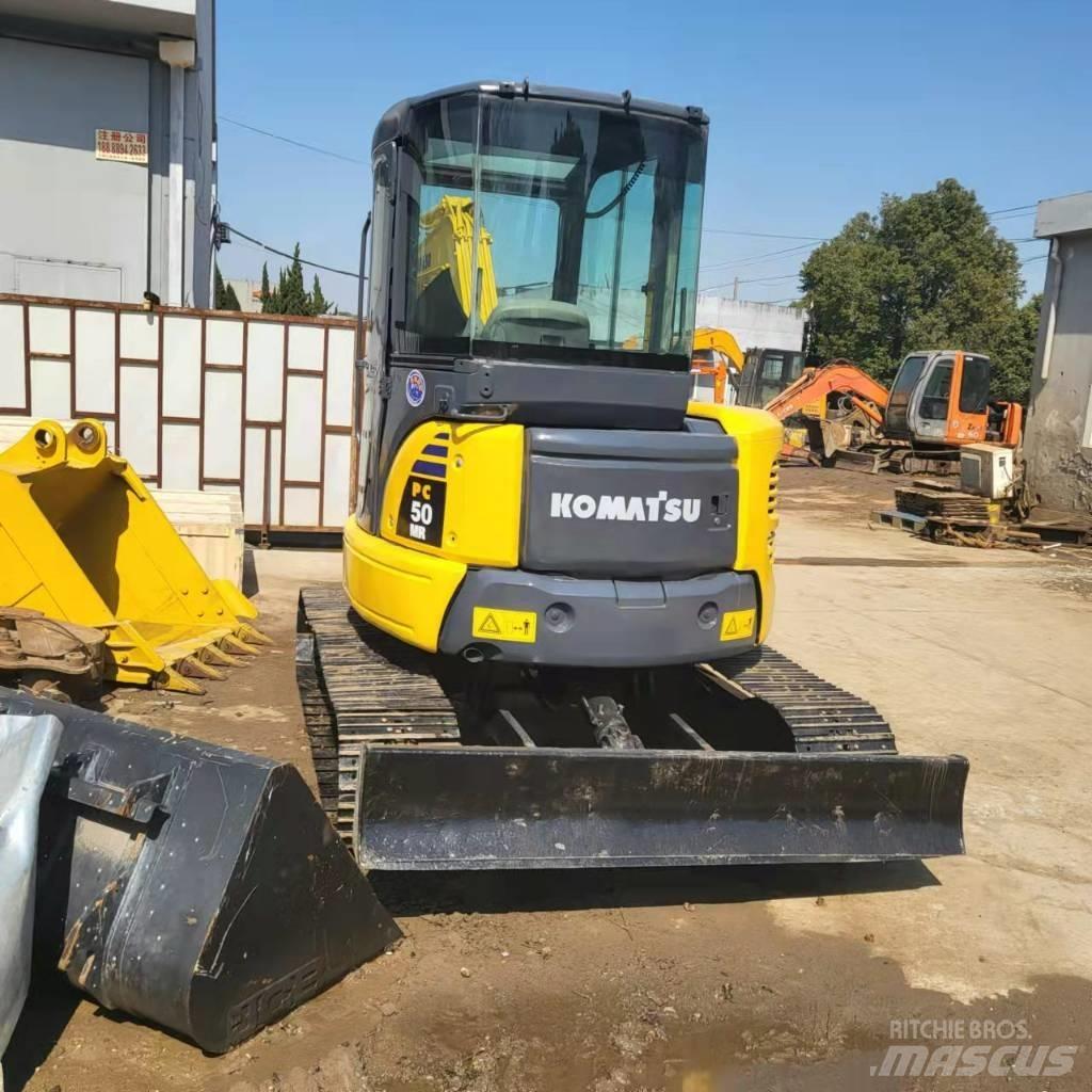 Komatsu PC50 Lánctalpas kotrók