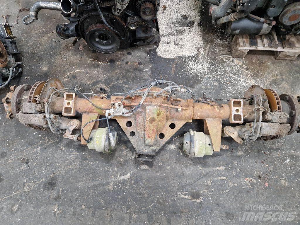 Iveco ML75E15 Tengelyek